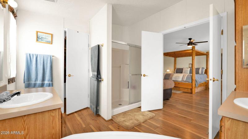 43-web-or-mls-P1398219