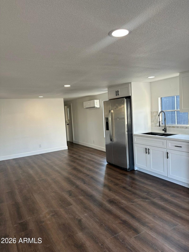 PHOTO-2025-06-03-19-44-35 2