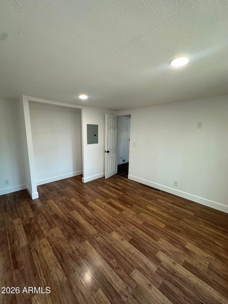 PHOTO-2025-06-03-19-44-45 6