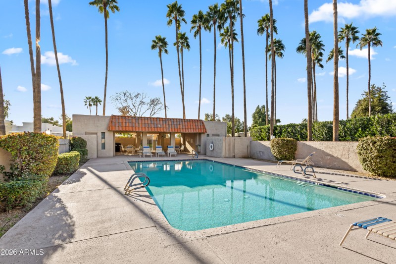 HVIII COMM POOL #1 VIEW