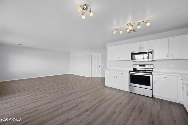 1545 S 231st Ln Buckeye AZ 85326-42