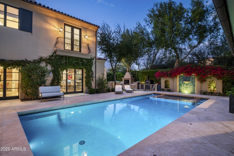 Private Pool and Spa