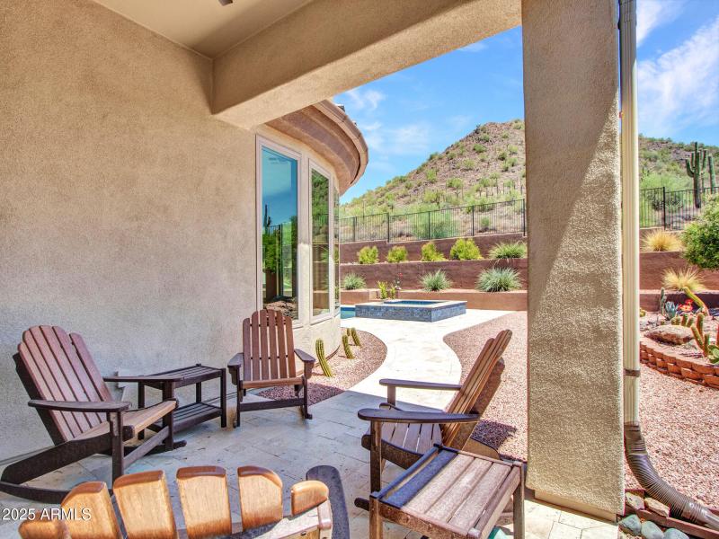 23-Primary-patio-(2)