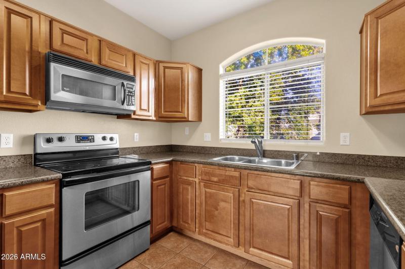 7-web-or-mls-5335-e-shea-blvd-2052