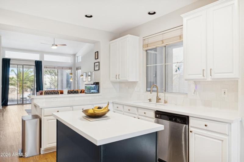 10-print-1594-e-megan-st-edit