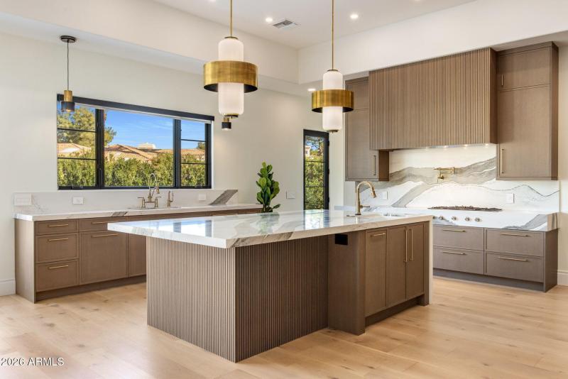 53-web-or-mls-D46A8322 copy