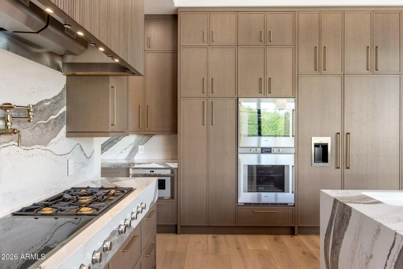 55-web-or-mls-D46A8333 copy