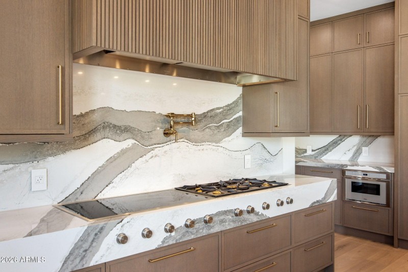 56-web-or-mls-D46A8338 copy