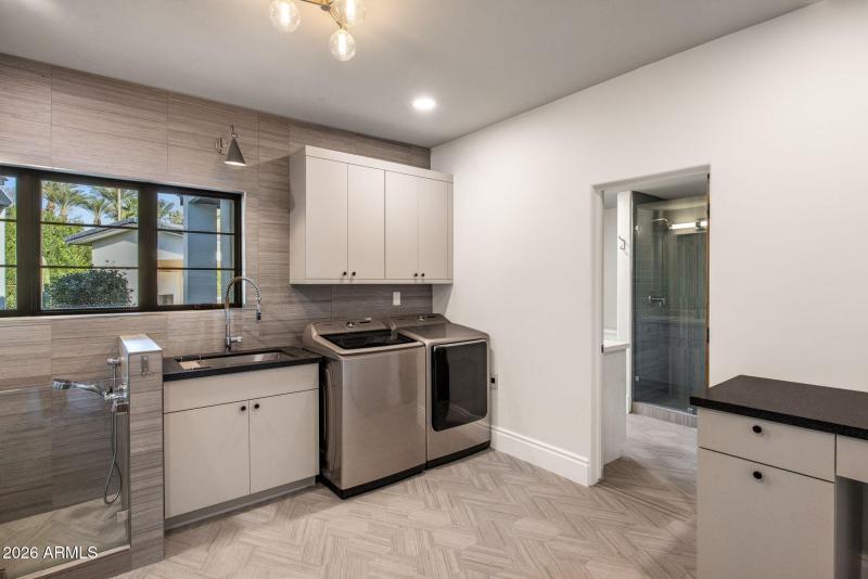 63-web-or-mls-D46A8377 copy