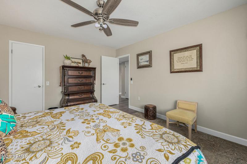 25 - Candlelight 12311