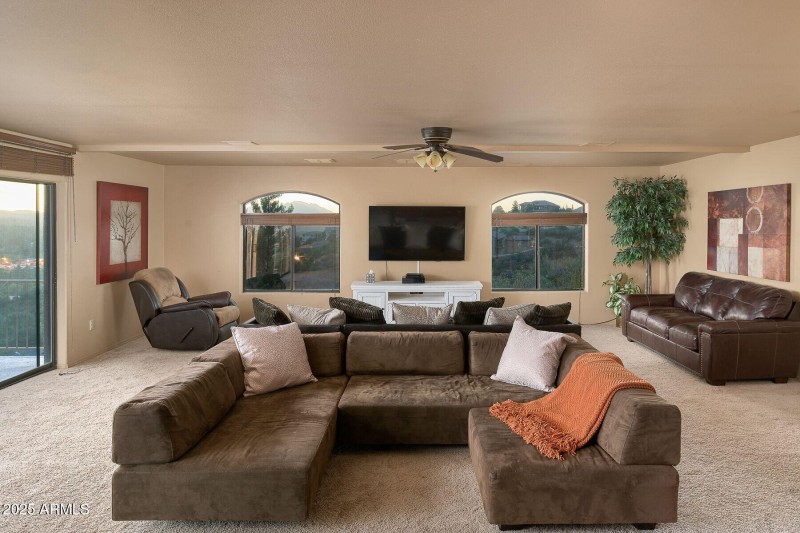 Downstairs living area 2