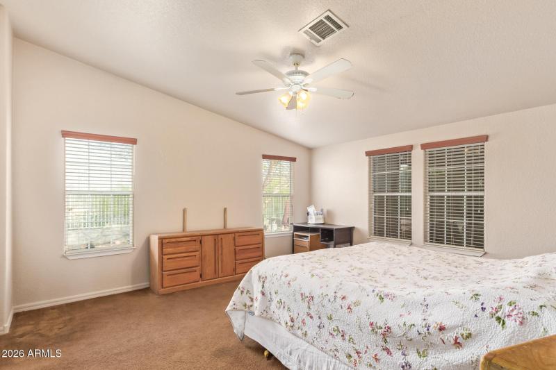 3301 S Goldfield Rd, 4028