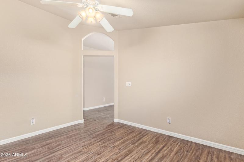 3301 S Goldfield Rd, 4028