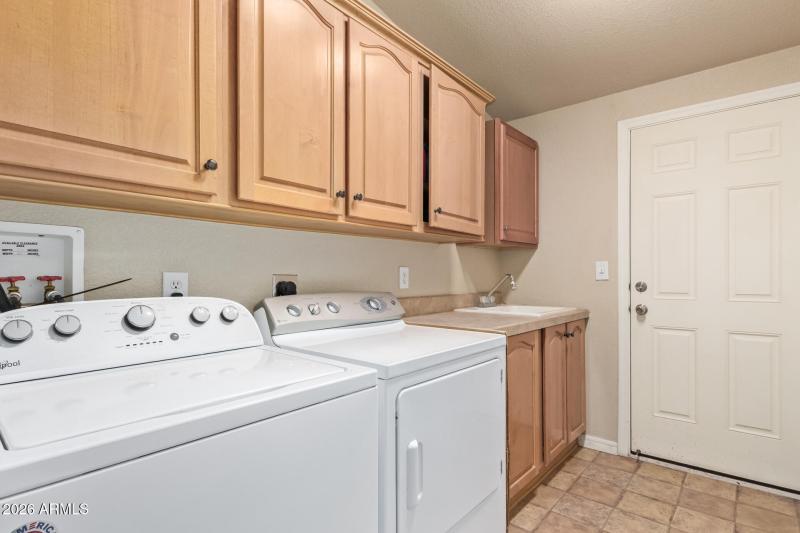 3301 S Goldfield Rd, 4028