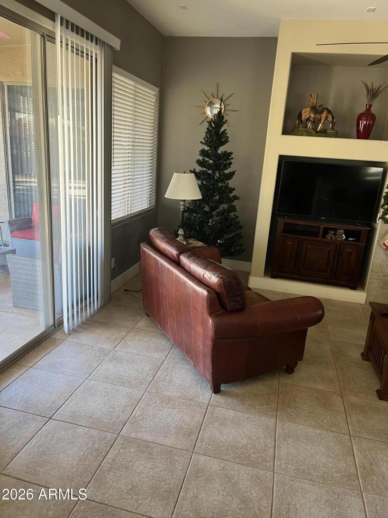 5F39DBF3-51E7-472C-BFD8-9348517908CD