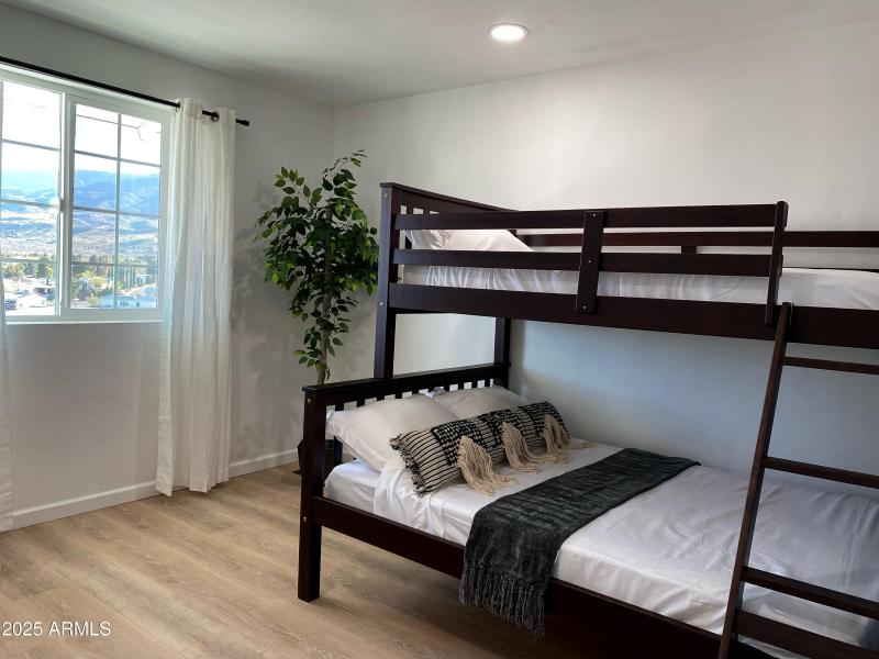 67106982377__51C612C8-5429-4532-A08E-D15