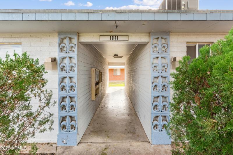 photos_high_resolution_28_1841_W_Fairmou