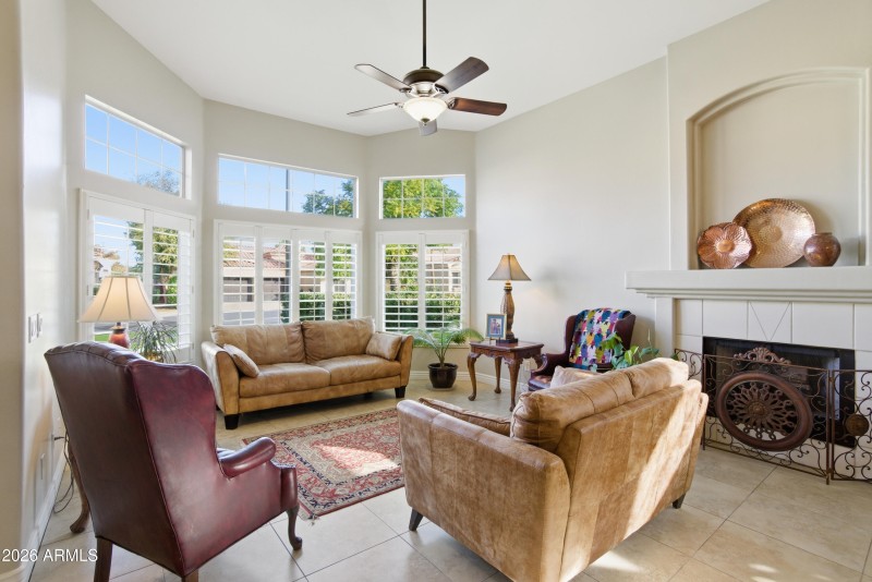 Living Room facing North