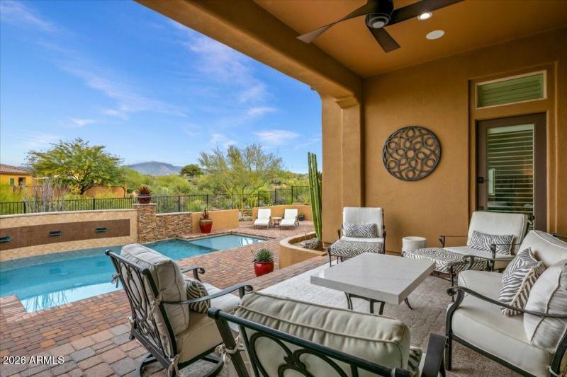 -Outdoor Living Area