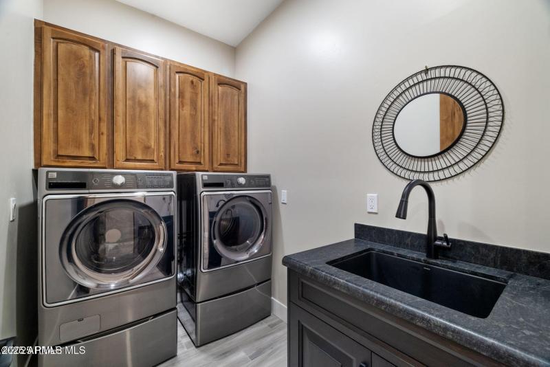 20250205183003827392000000-o