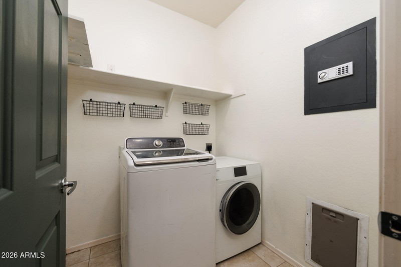 01-06-26 W Arroyo Way (2421)-20