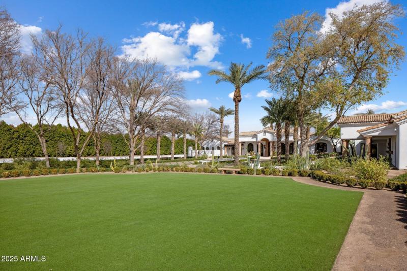 4-web-or-mls-D46A3621