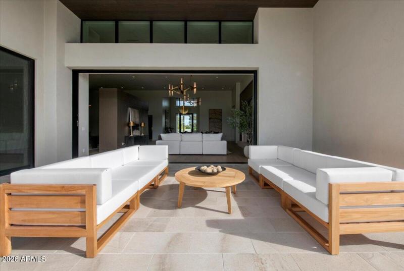 094-9790 N 56th St 75