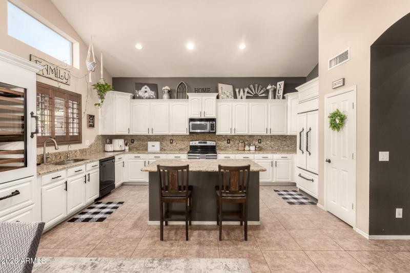 25 - Meadowbrook 12346