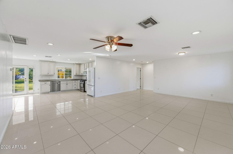 17-web-or-mls-13839 E Morgan Drvie - Mai