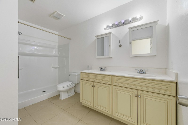 47-web-or-mls-13839 E Morgan Drvie Apart