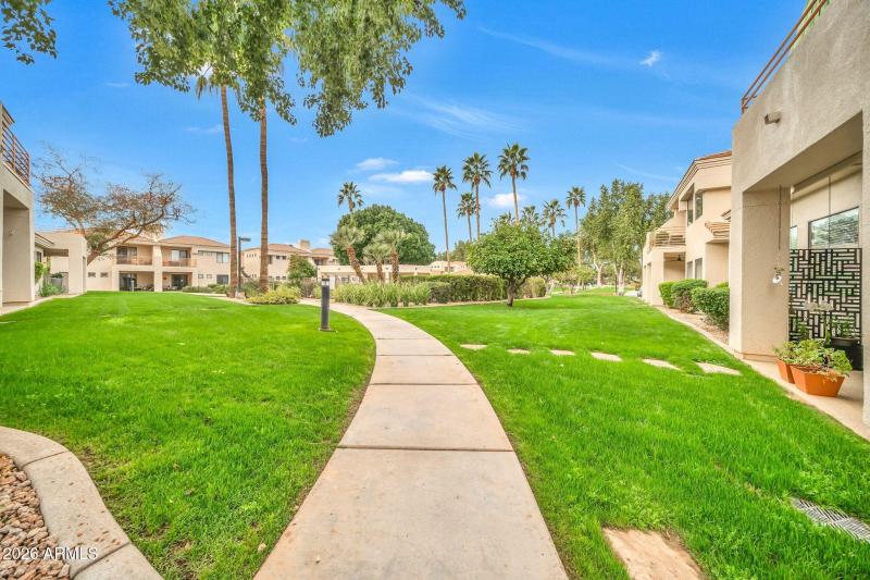 8270 N Hayden Rd 2052-1