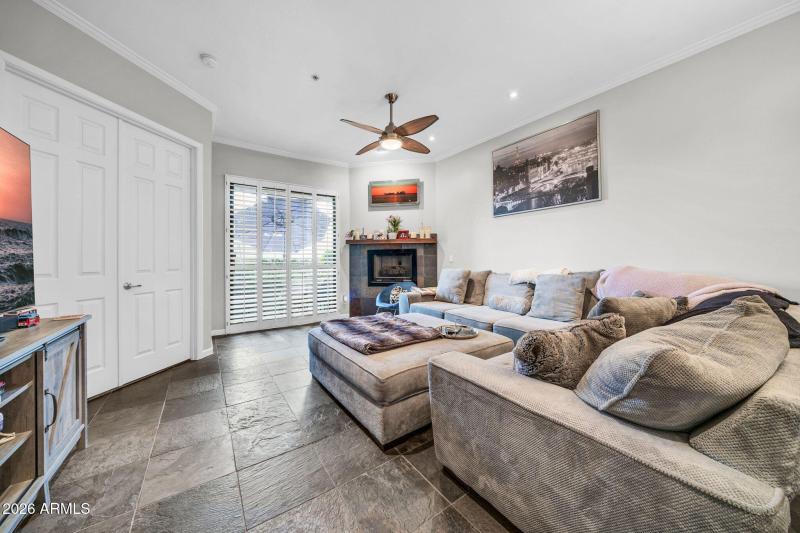 8270 N Hayden Rd 2052-7