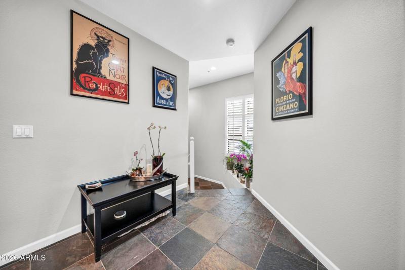 8270 N Hayden Rd 2052-25