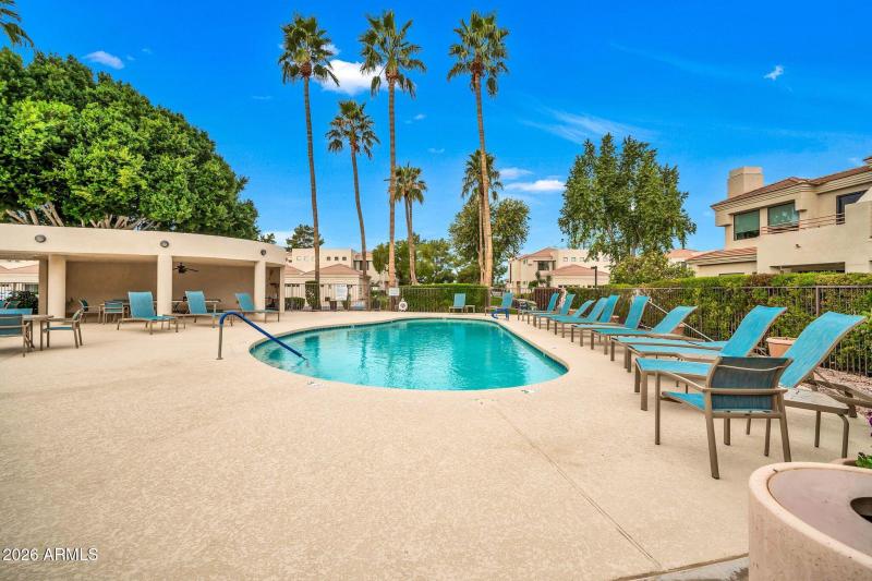 8270 N Hayden Rd 2052-32