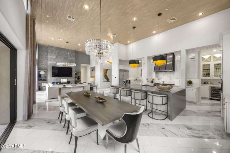 8-web-or-mls-13917-n-prospect-trl