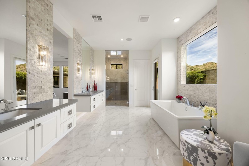 34-web-or-mls-13917-n-prospect-trl