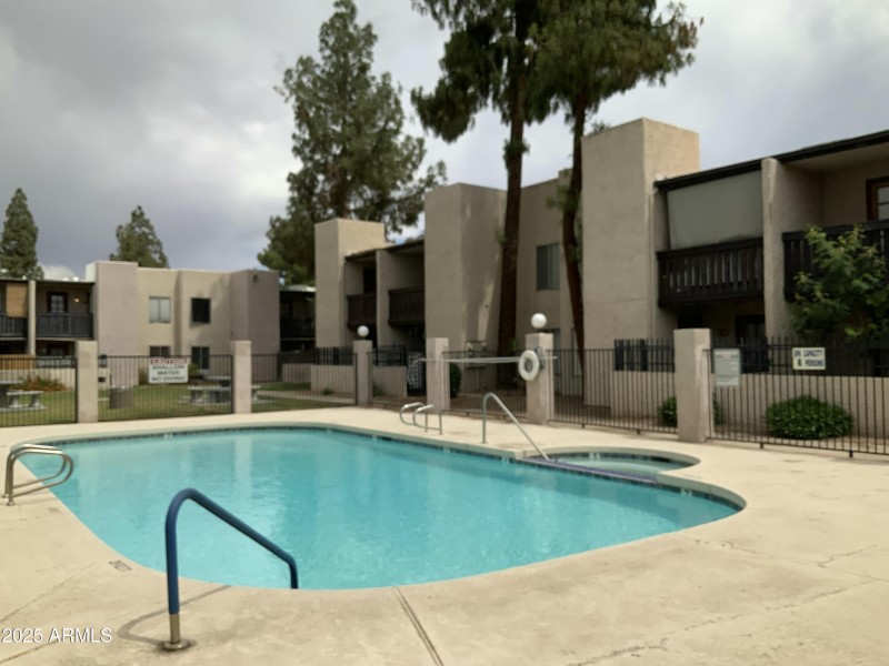 Community Pool / Spa