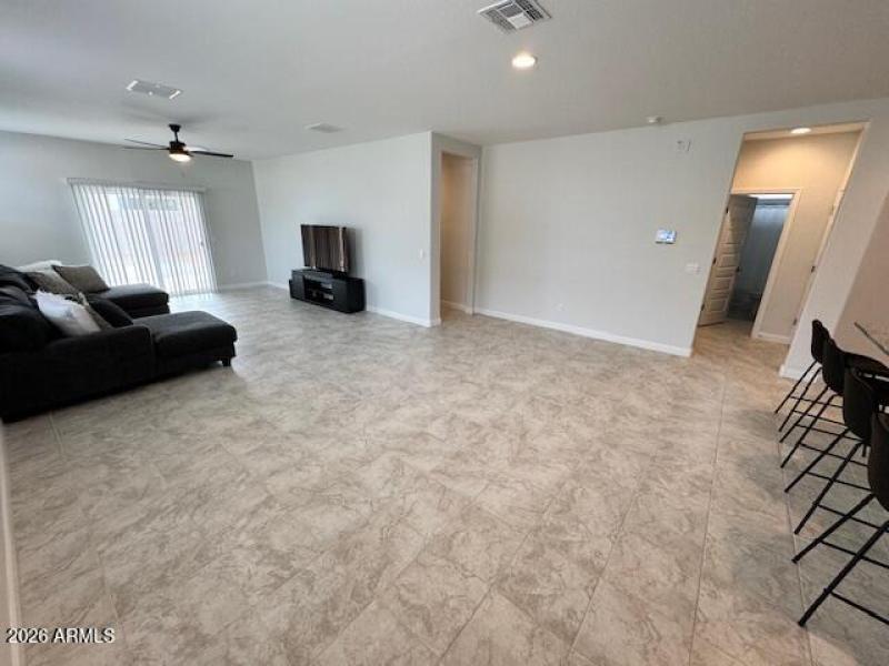 5e8ad2d9-28e2-4127-8328-d826c6c7893c