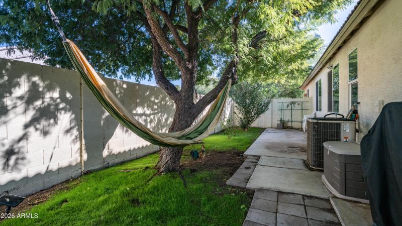 25084 N 68th Ave Exterior Photos-7