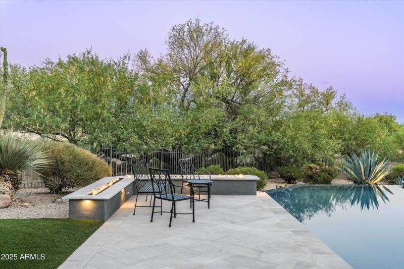 54-37661 N 94th St (54 of 79)