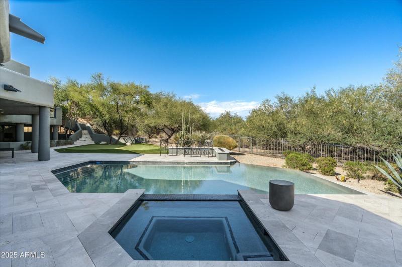 72-37661 N 94th St (72 of 79)