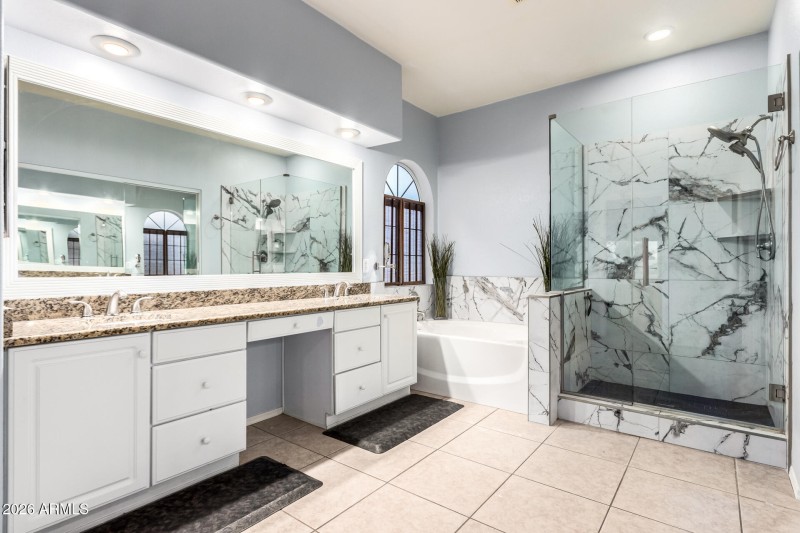 LAKE & GOLF COURSE LOT