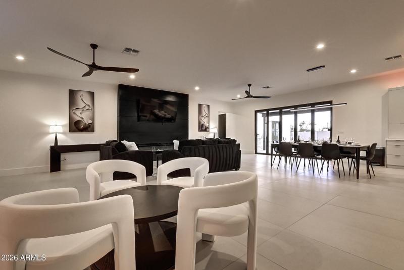 6401 E Larkspur Dr Shoot 2 (13)