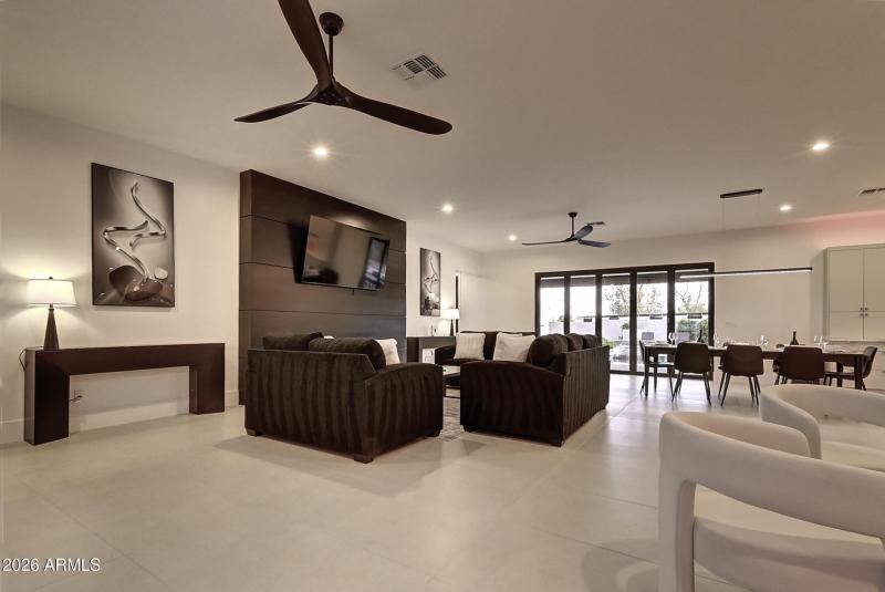 6401 E Larkspur Dr Shoot 2 (24)