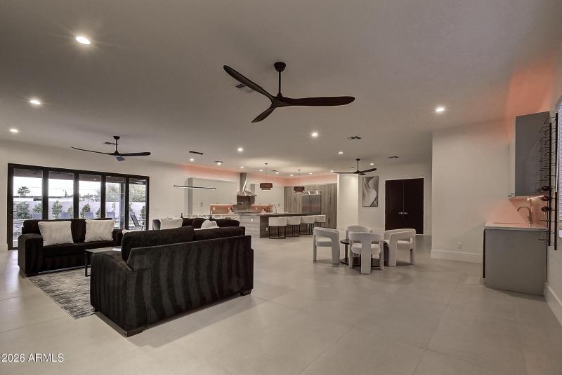 6401 E Larkspur Dr Shoot 2 (25)