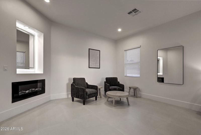 6401 E Larkspur Dr Shoot 2 (36)