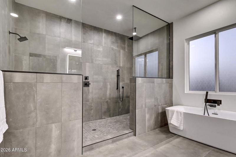 6401 E Larkspur Dr Shoot 2 (40)