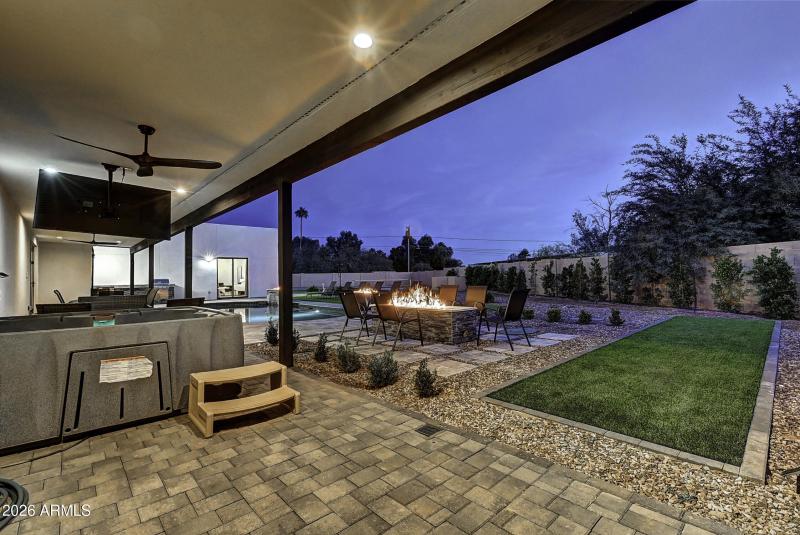 6401 E Larkspur Dr Shoot 2 (68)