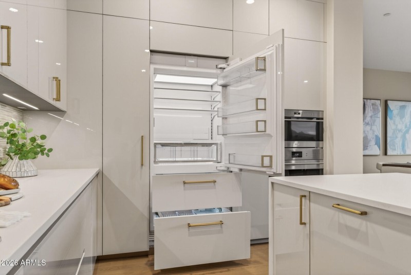 25_19355_N_73rd_Way25_mls