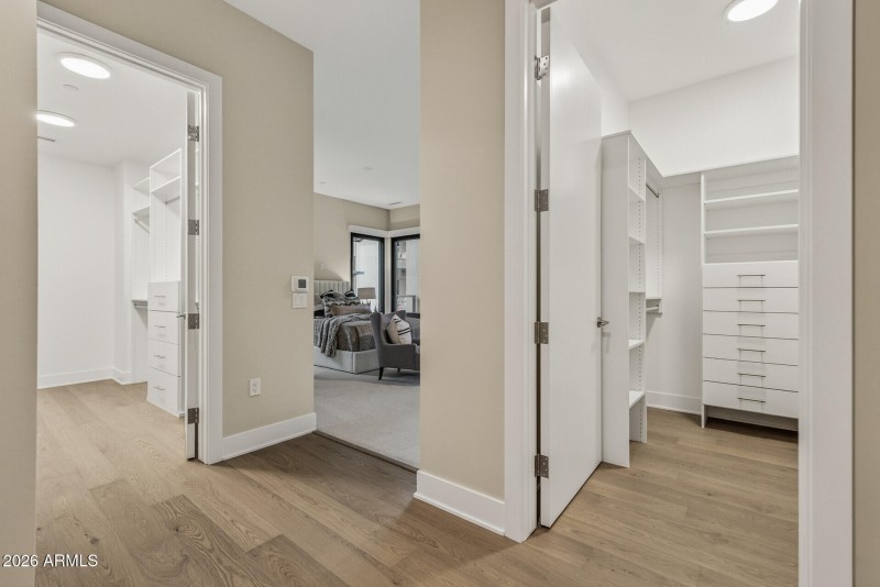 61_19355_N_73rd_Way61_mls